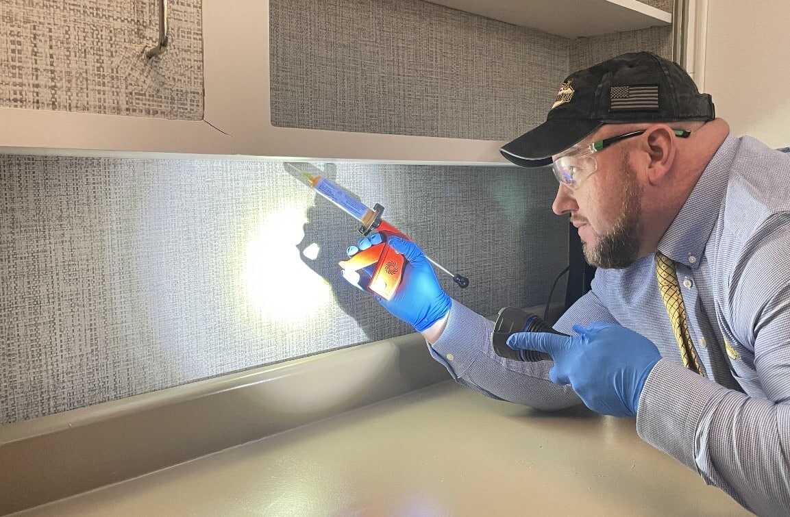 Bug-U-Pest-Control-Owner-Brent-Brewer-image_6487327 (2)