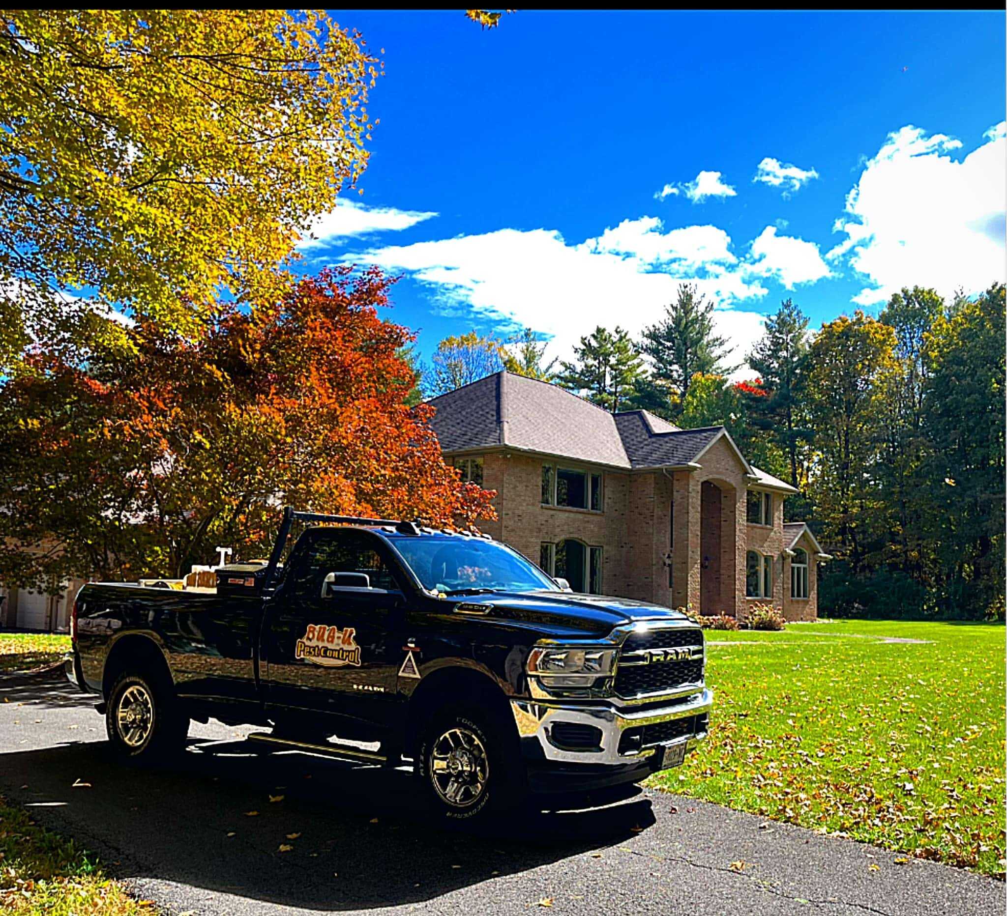 Bug-U RAM 3500 TRUCK AT BRICK HOUSE GREAT PHOTO